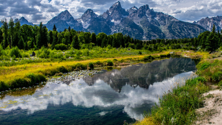 2 Chronicles 6:12-8:10 | The Old Testament | Bible Insights